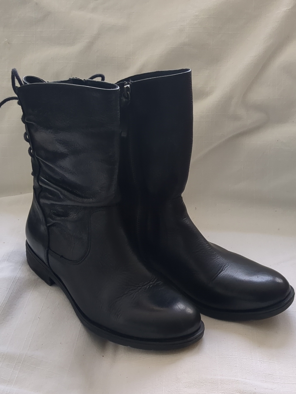 Sofft Sharnell Black Leather Mid-Calf Women's Water Resistant Boots, Size 10